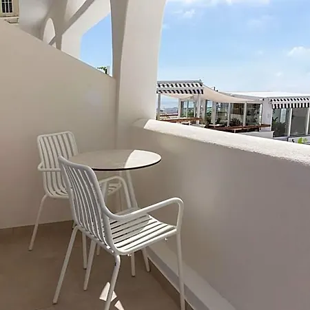 Hotel Asimina *